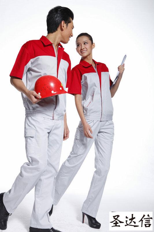 訂做工作服為什么要選擇正規(guī)廠家?訂做時需要注意哪些?